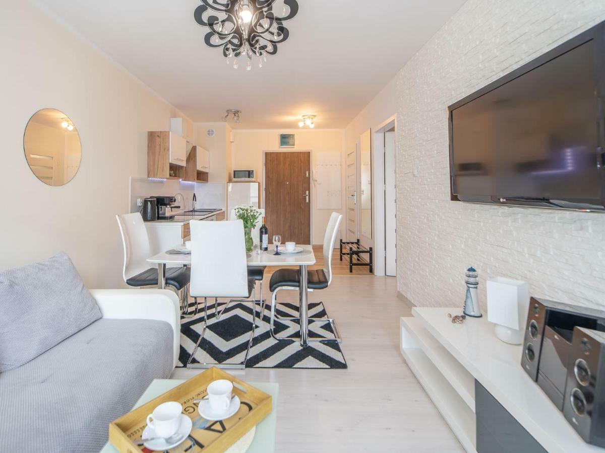 Color Apartments Apartament Black & White Kołobrzeg Extérieur photo