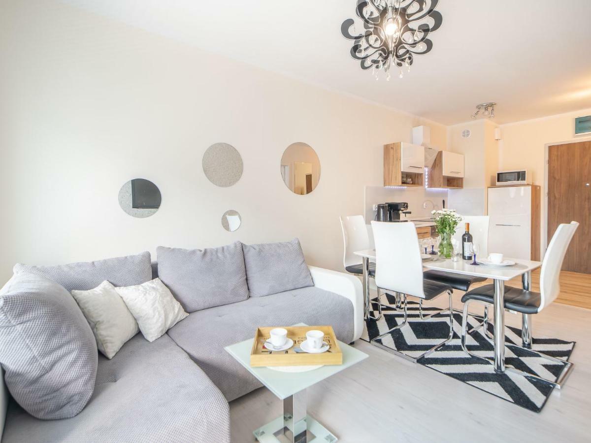 Color Apartments Apartament Black & White Kołobrzeg Extérieur photo