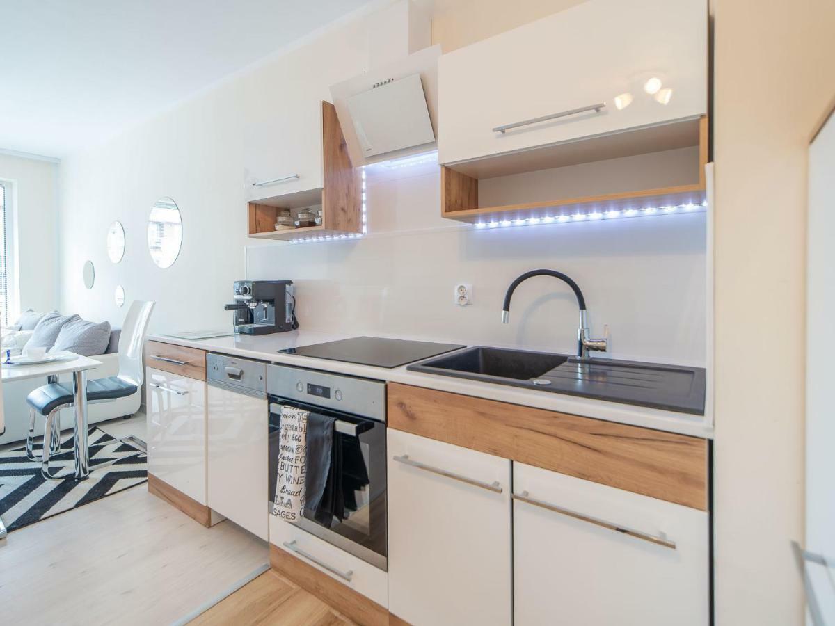 Color Apartments Apartament Black & White Kołobrzeg Extérieur photo