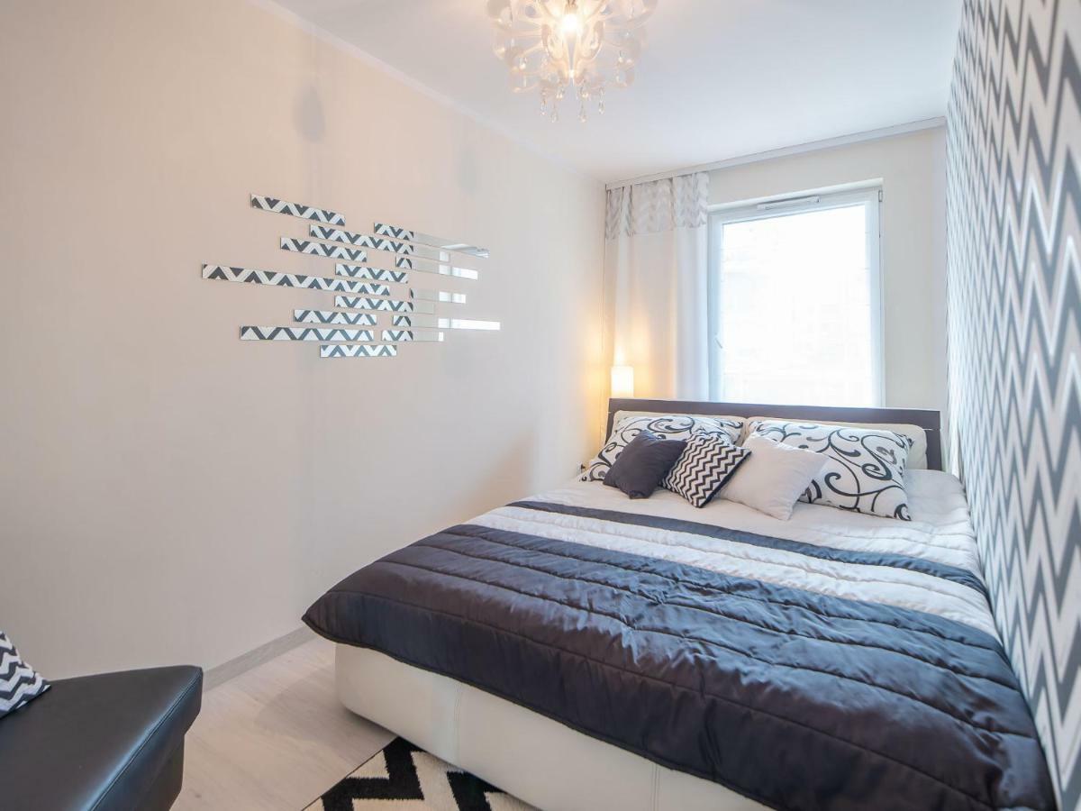 Color Apartments Apartament Black & White Kołobrzeg Extérieur photo