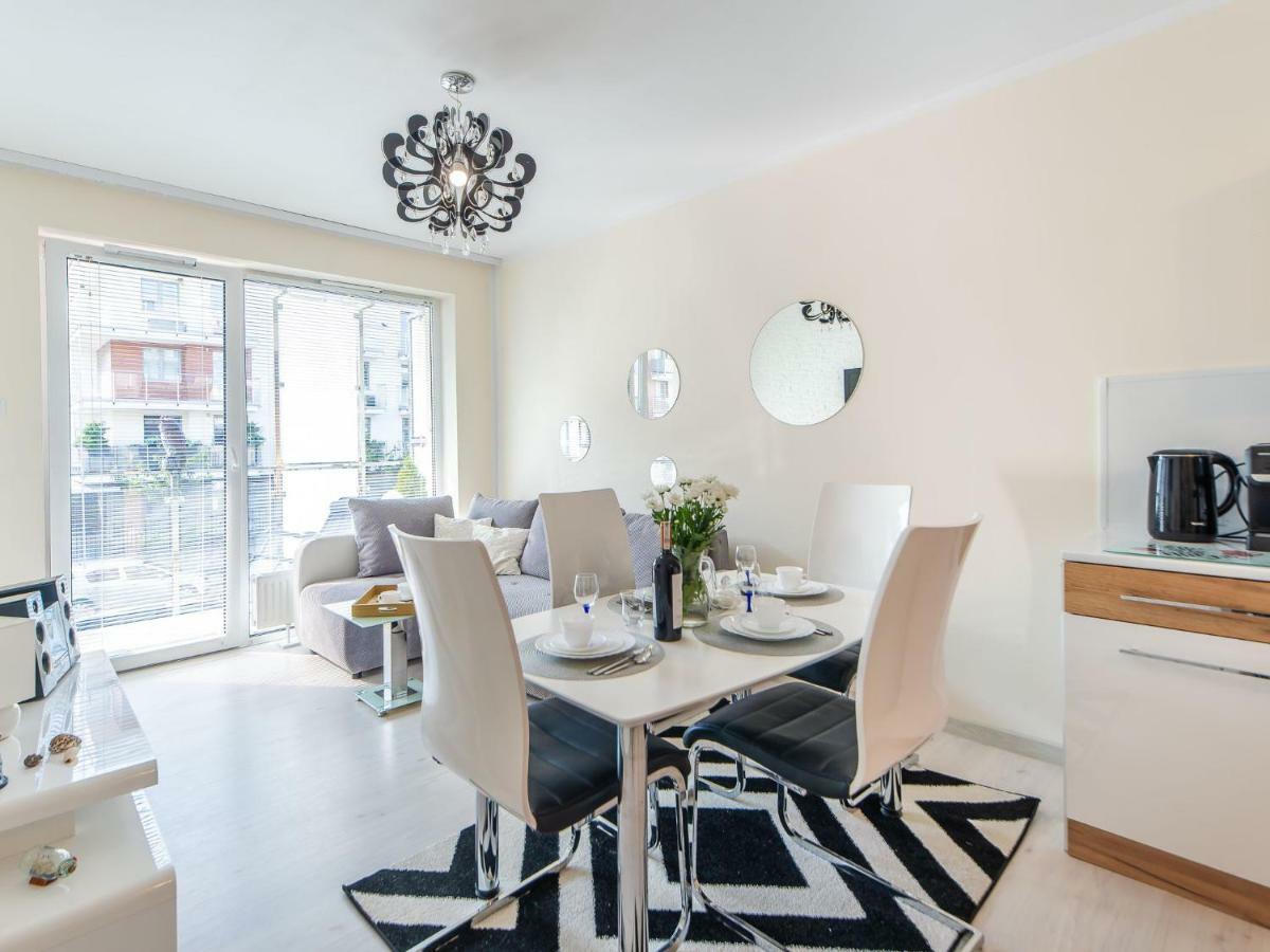 Color Apartments Apartament Black & White Kołobrzeg Extérieur photo